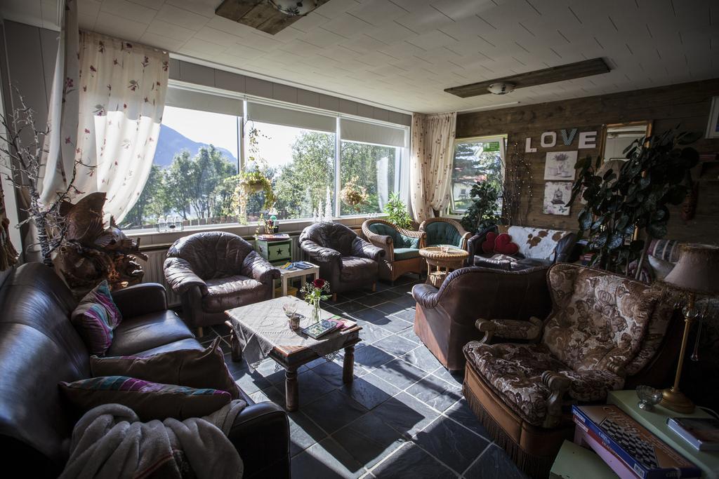 Blomasetrith Homestay Borgarnes Eksteriør billede