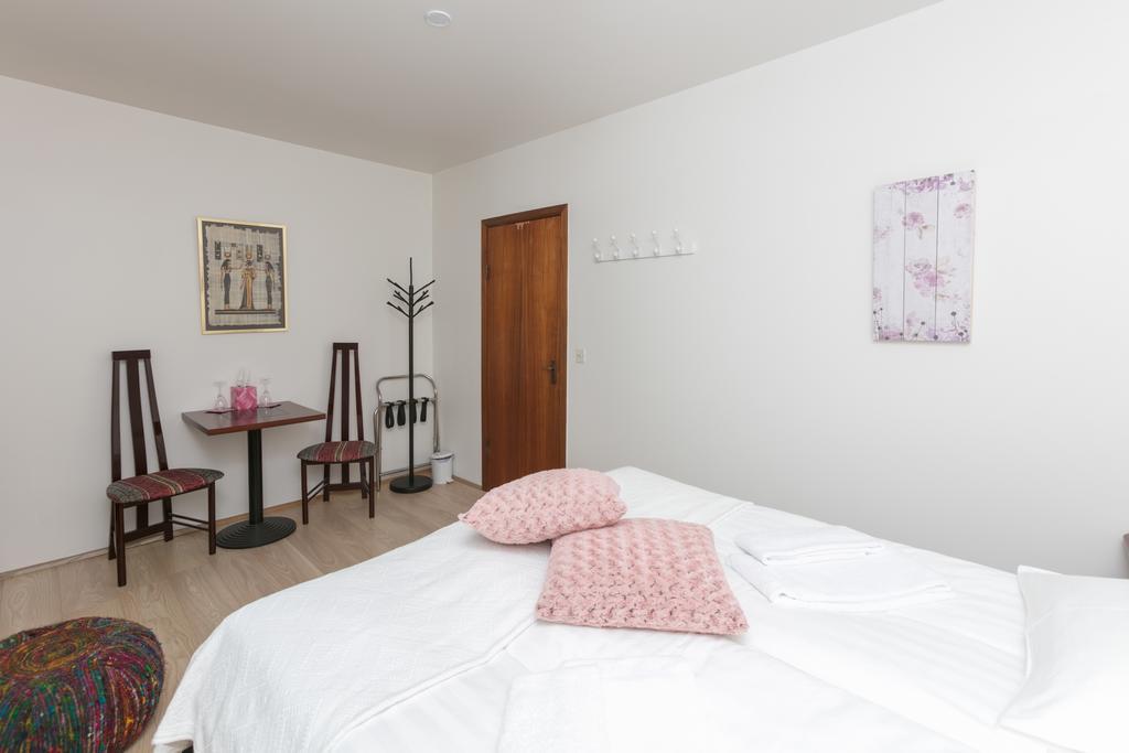 Blomasetrith Homestay Borgarnes Eksteriør billede