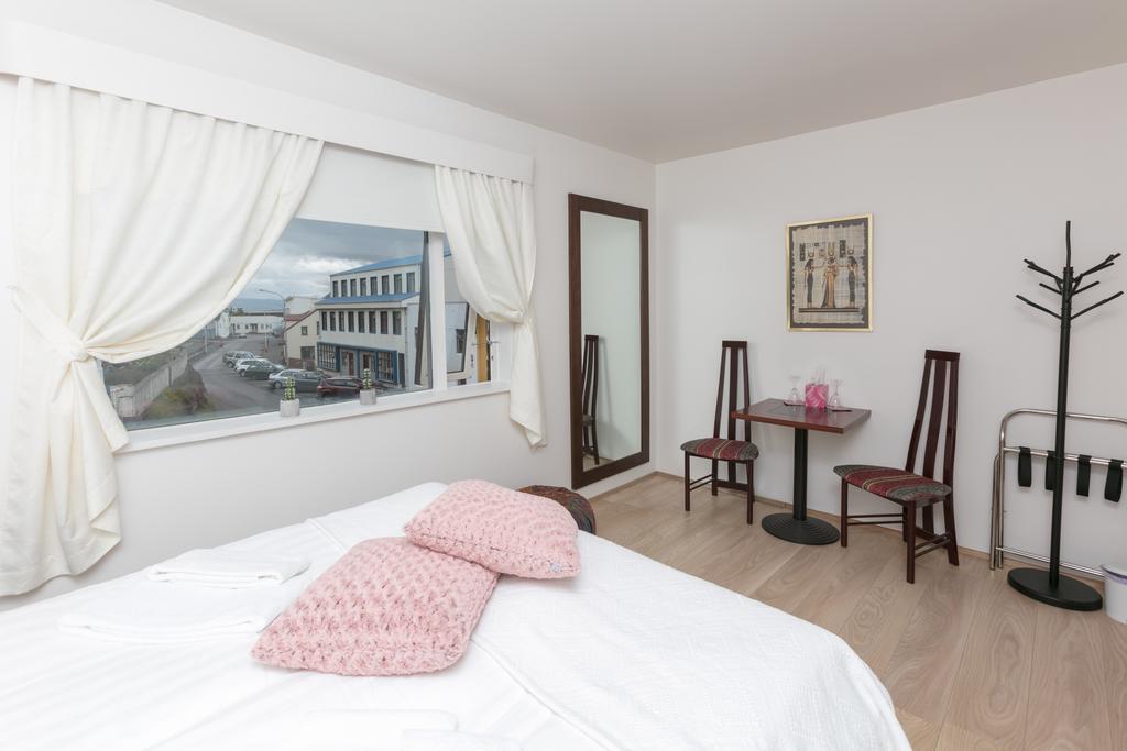 Blomasetrith Homestay Borgarnes Eksteriør billede